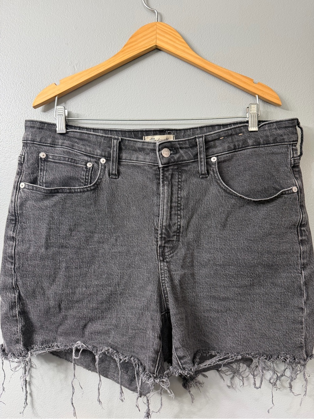 Madewell  the perfect jean Rae Hem Women’s Denim Shorts — Charcoal Gray 16w